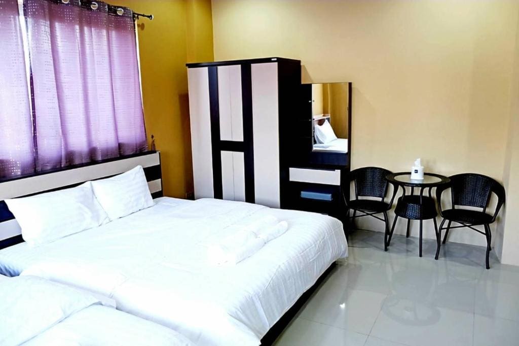 Triple Room with Bathroom room - Image 3