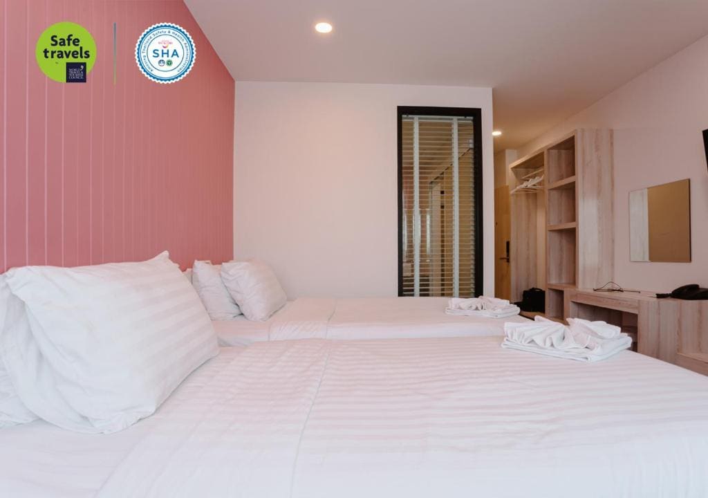 Standard Twin City View room - Image 2