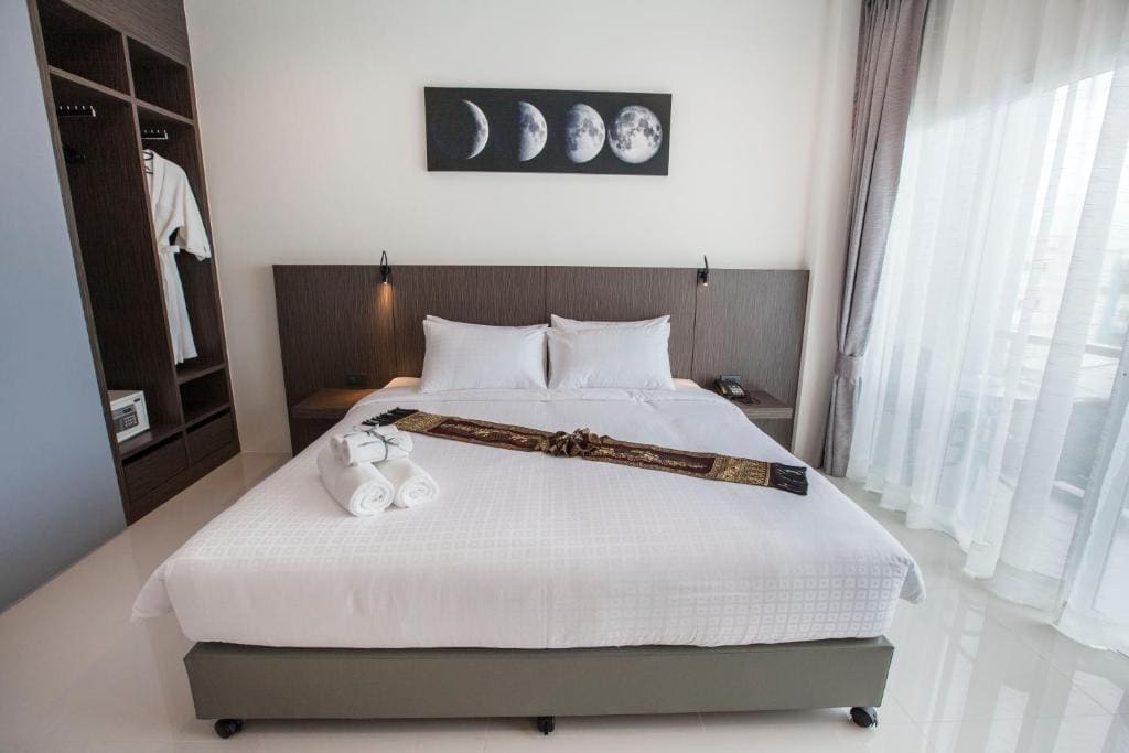 Standard Queen Room room - Image 2