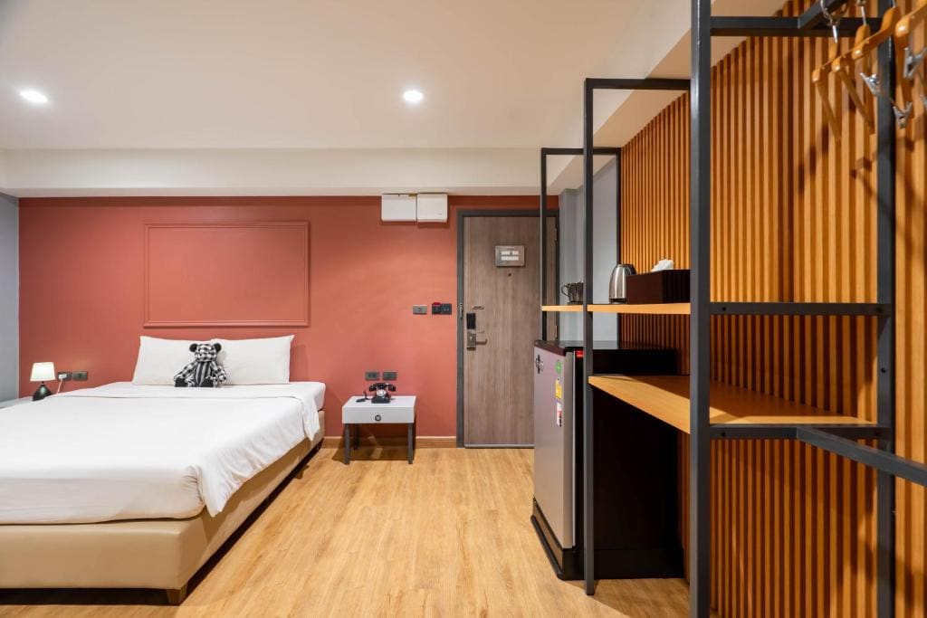 Standard Double Room room - Image 3