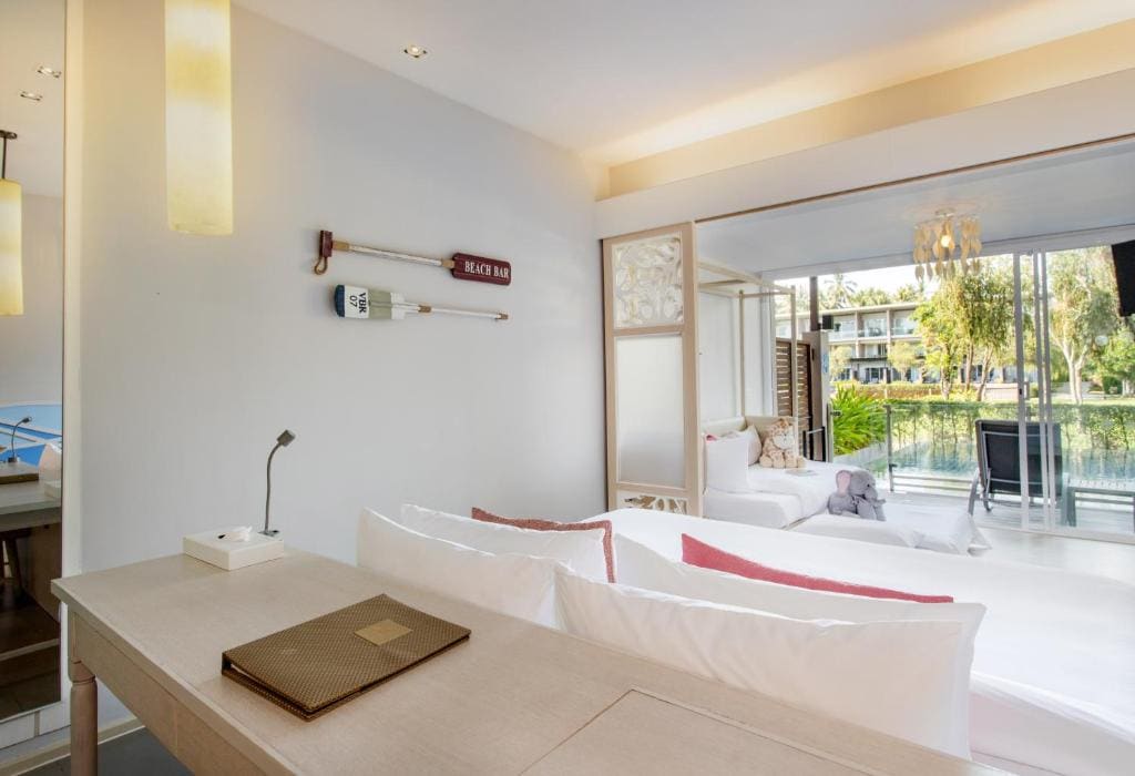 Family Pool Access (2 Adults + 2 Children) room - Image 2