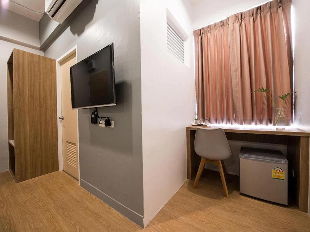 Deluxe Twin Room room - Image 3