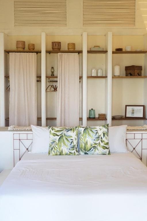 Deluxe Room room - Image 3