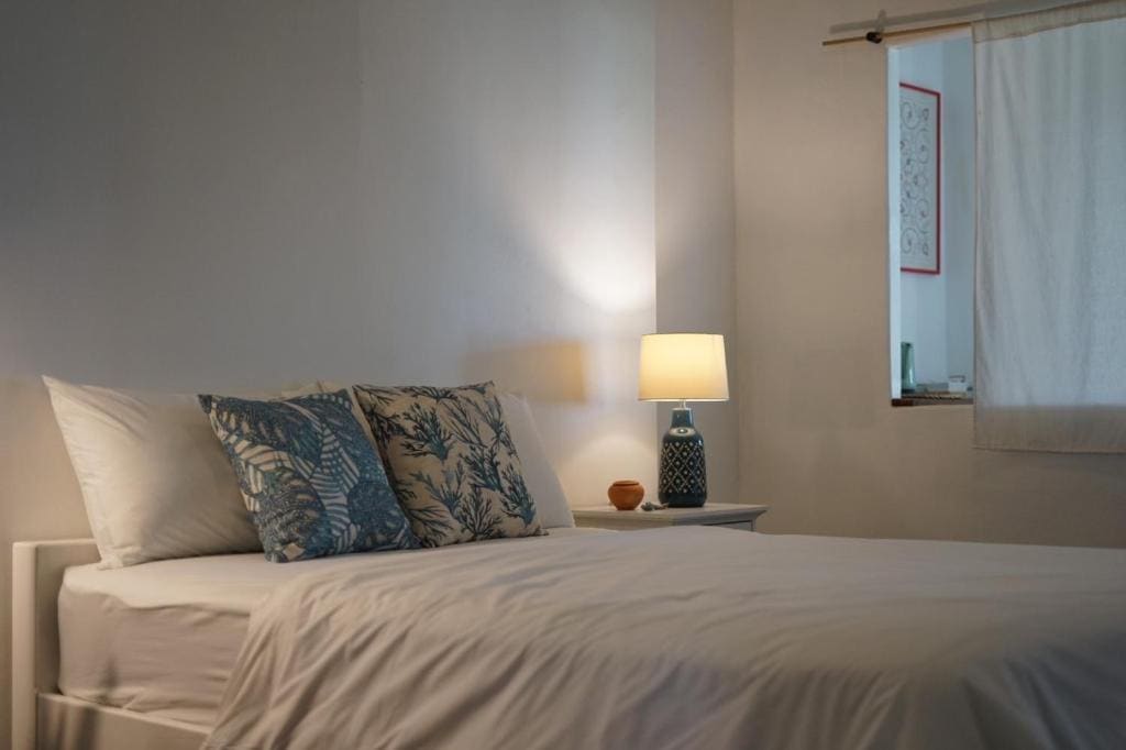 Deluxe Room room - Image 2
