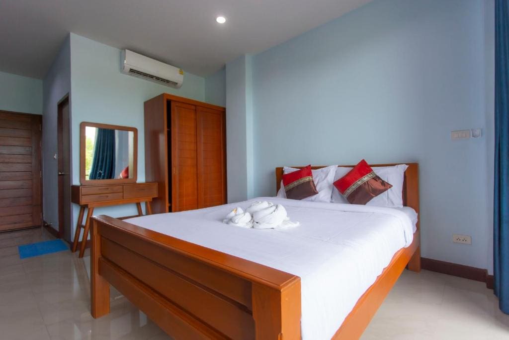 Deluxe Room room - Image 2