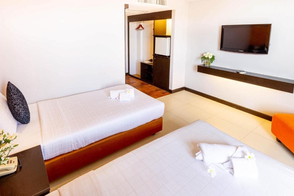 Superior Twin Room room - Image 1