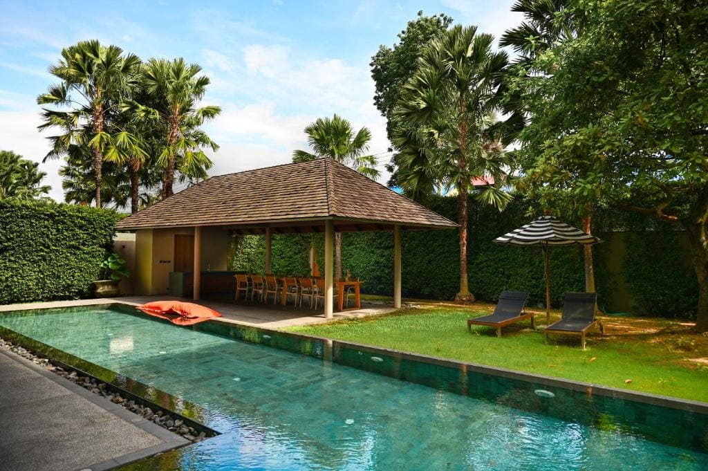 Villa with Private Pool room - Image 3