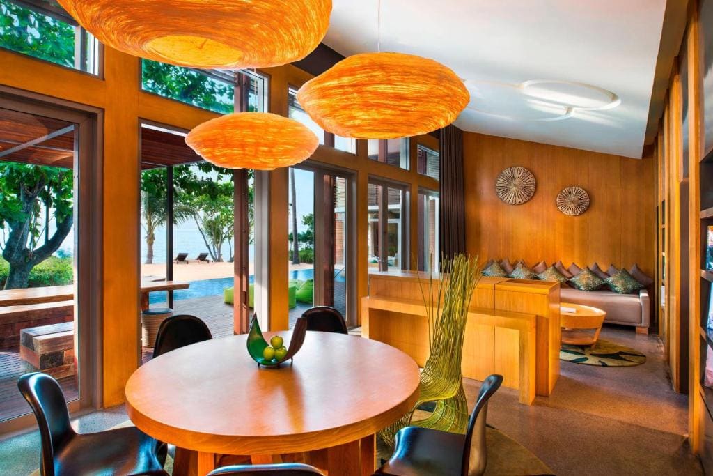 Ocean Escape Villa with Ocean View and Private Pool - Beachfront room - Image 1
