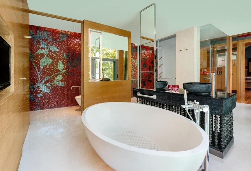 Superior Twin Villa with Garden View and Private Pool - Beach Side room - Image 1