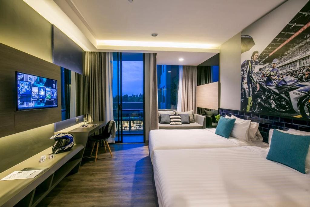 Deluxe Twin Room room - Image 3
