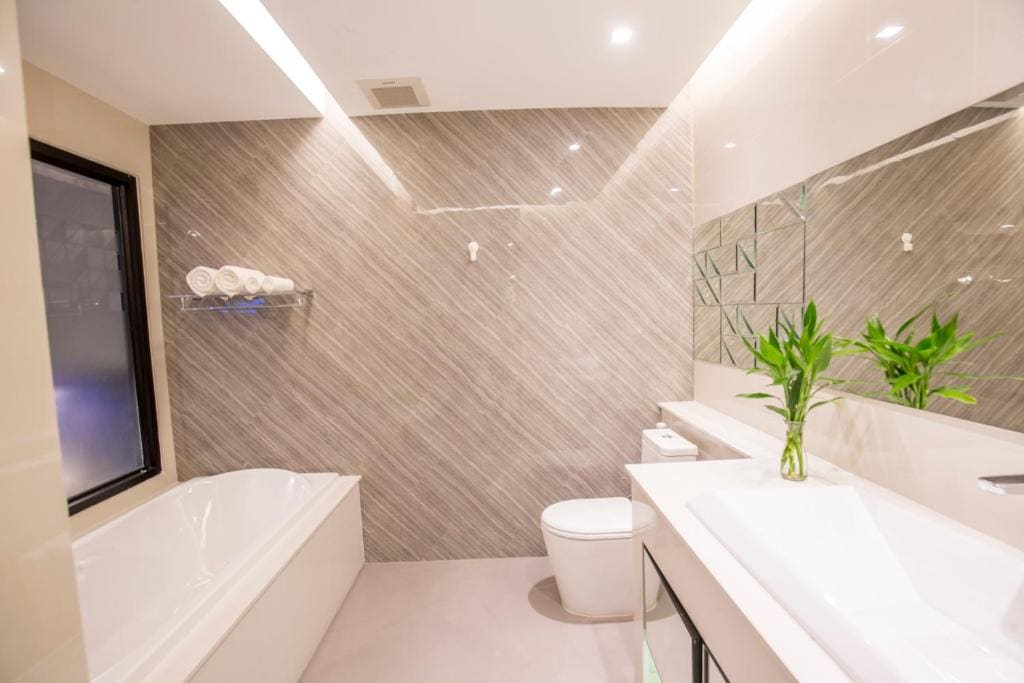 Grand Deluxe - Pool Access room - Image 3