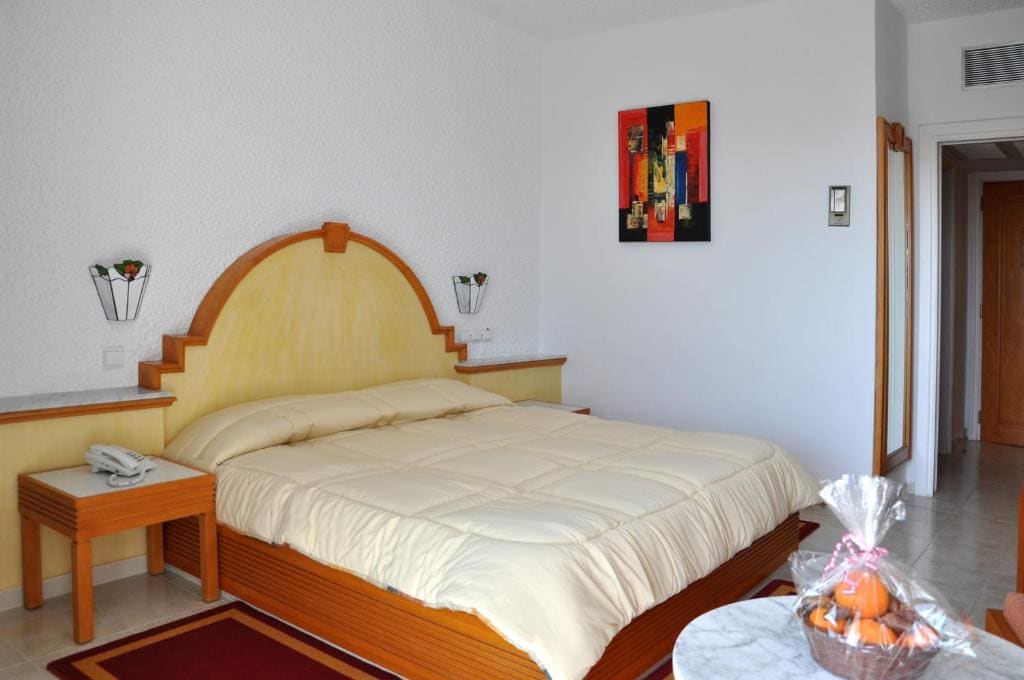 Double or Twin Room room - Image 3