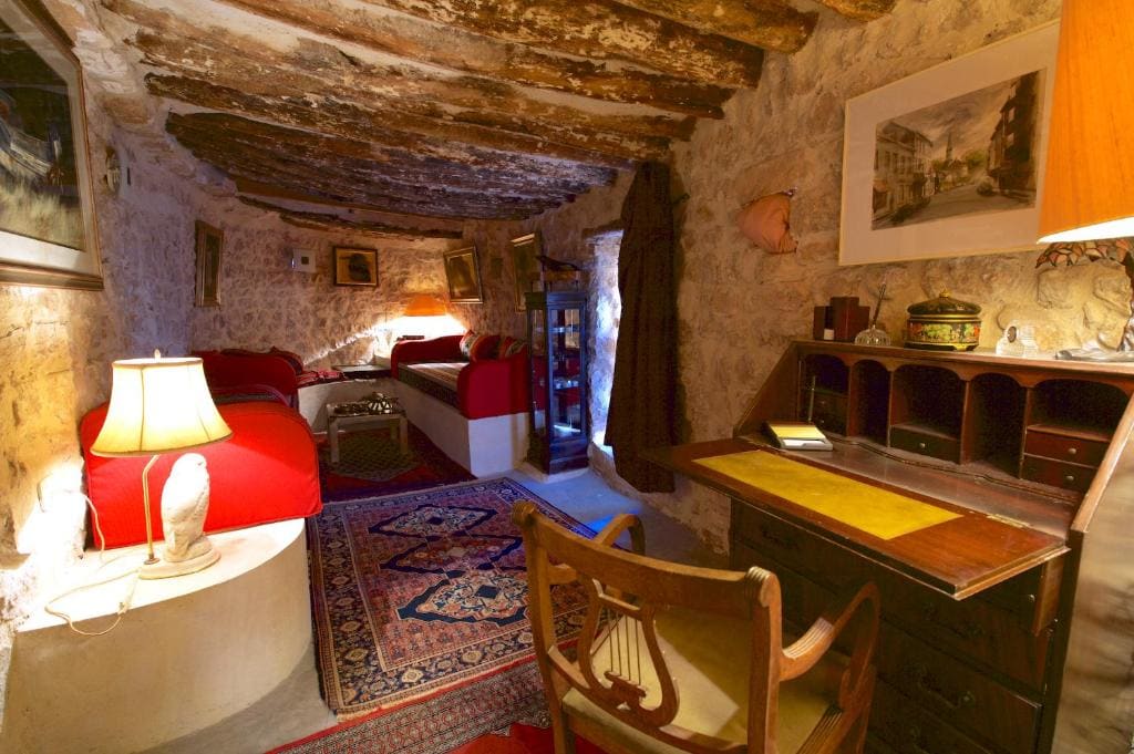 Suite with Mountain View room - Image 3