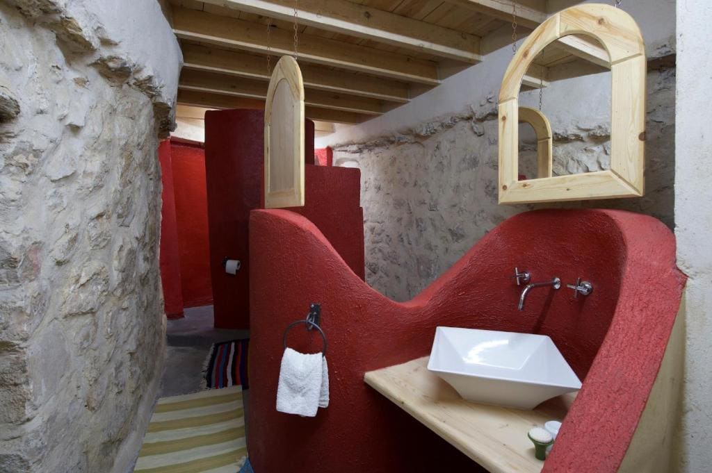 Double Room with Mountain View room - Image 2