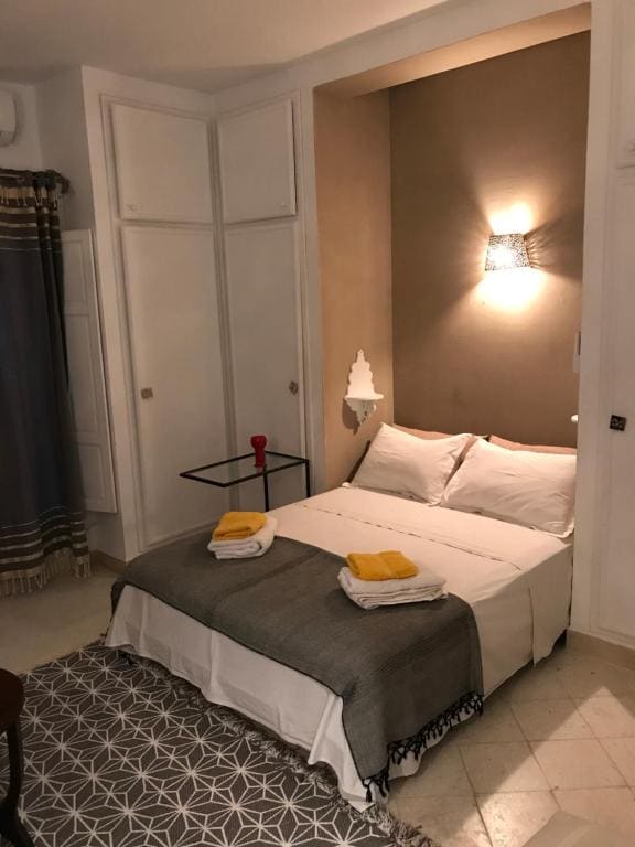 Double Room with Private Bathroom room - Image 3