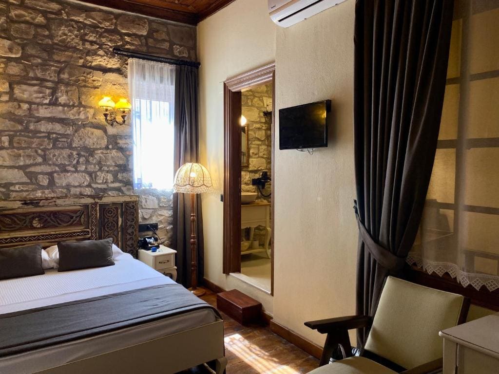 Superior Double Room room - Image 2