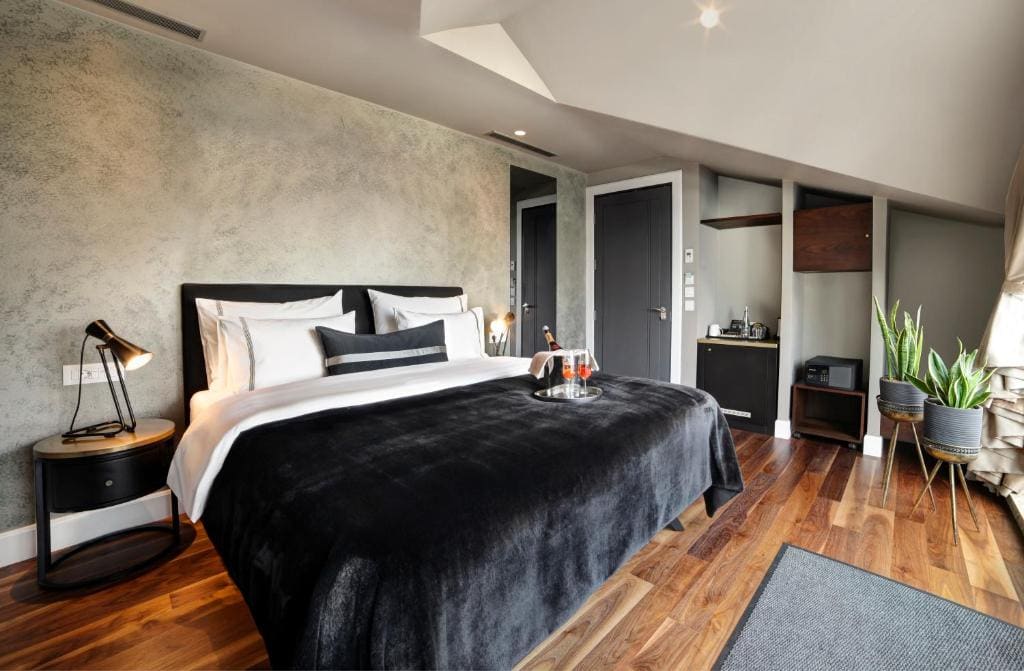 Double Room with Terrace room - Image 1