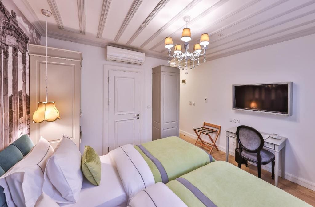 Standard Double or Twin Room room - Image 2