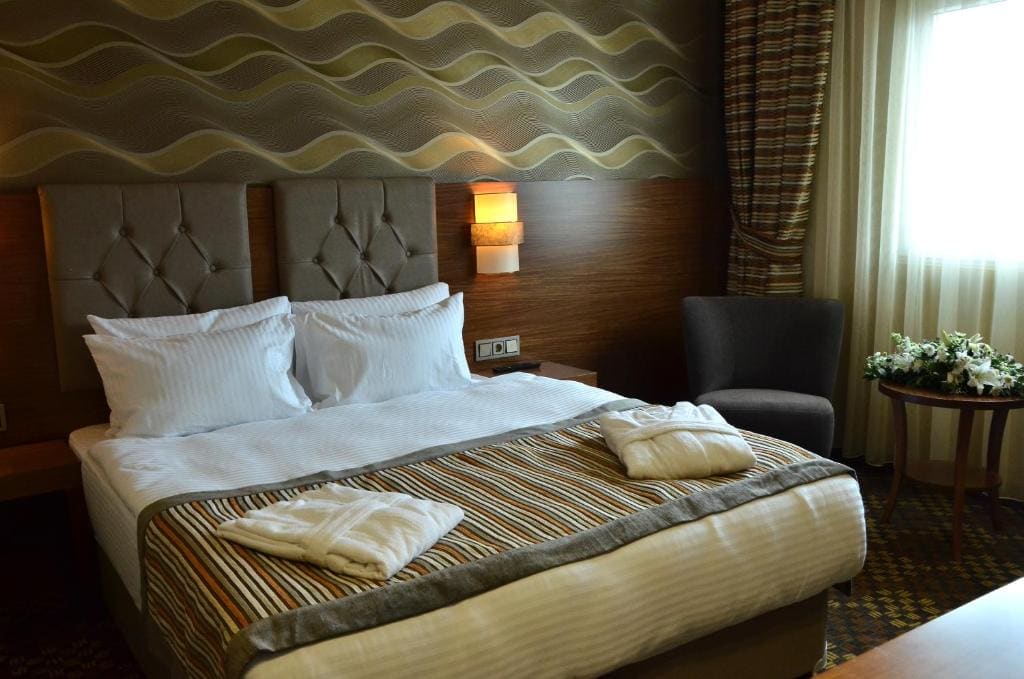 Standard Double Room room - Image 3