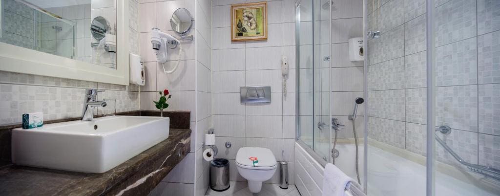 Superior Double or Twin Room with Sea View room - Image 1