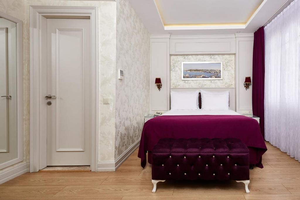 Superior Double Room room - Image 2