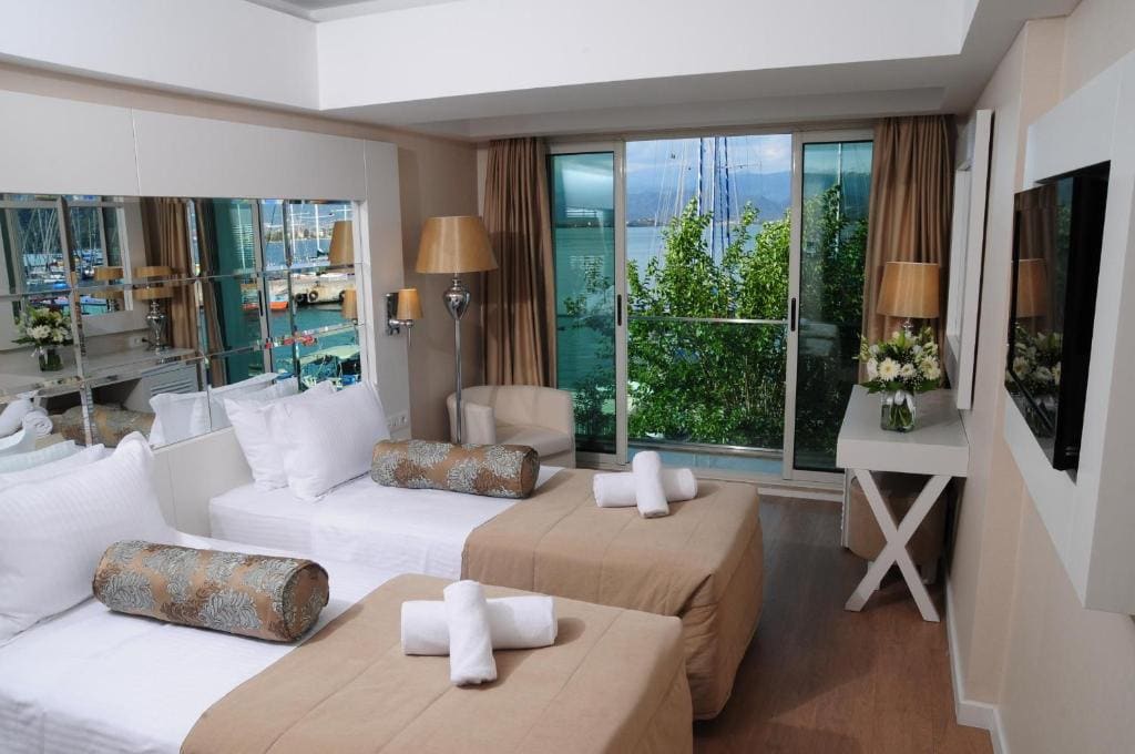 Standard Room with Sea View room - Image 1