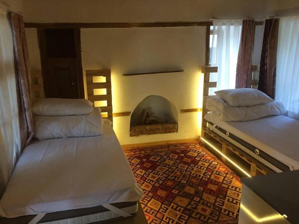 Twin Room with View room - Image 2