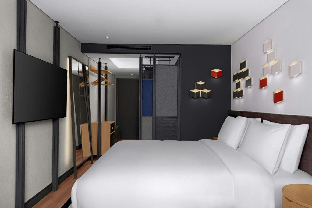 Aloft King Room room - Image 1
