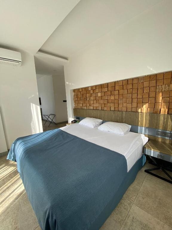 Suite with Mountain View room - Image 2
