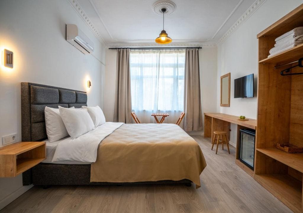 Deluxe Double Room room - Image 2