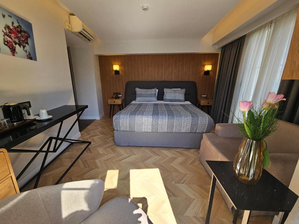 Economy Double Room room - Image 3
