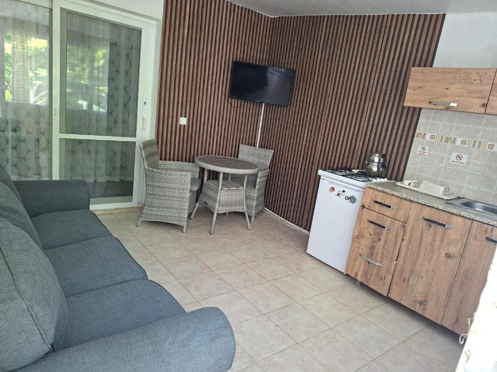 Two Connecting Double Rooms room - Image 3