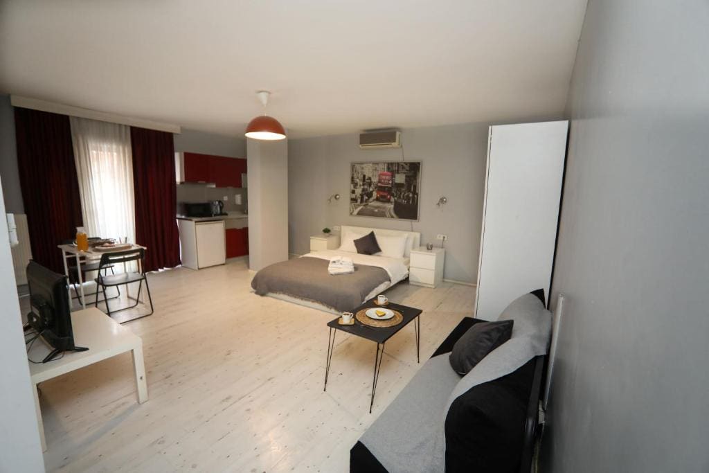Studio room - Image 2