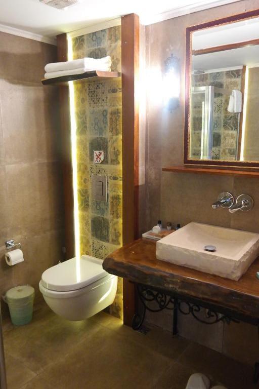 Deluxe Double Room room - Image 1