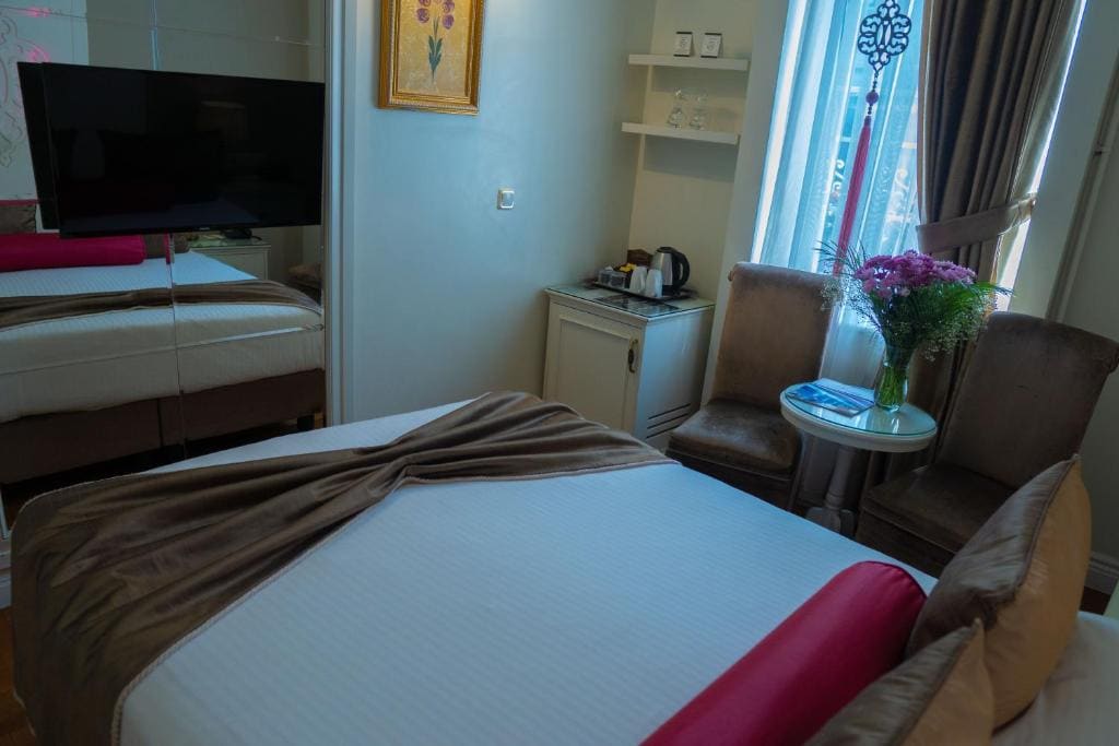 Double or Twin Room room - Image 3