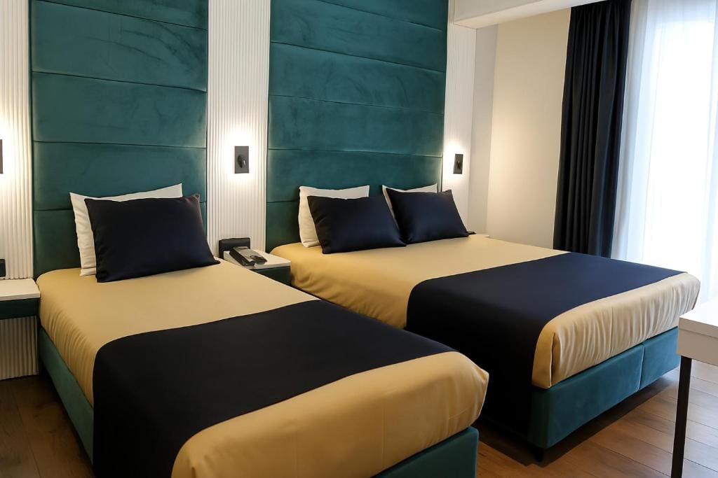 Deluxe Double or Twin Room room - Image 1