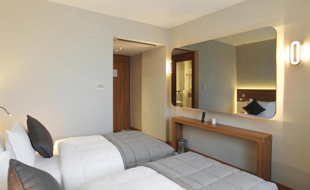 Standard Double or Twin Room room - Image 1