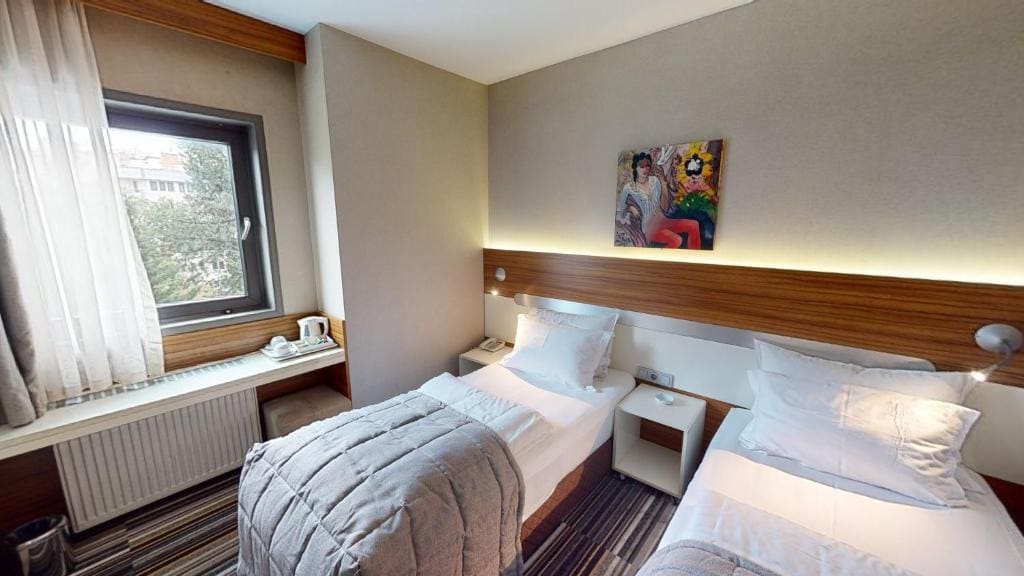 Economy Double or Twin Room room - Image 2