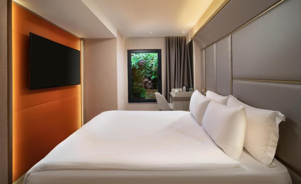 Budget Double Room room - Image 2
