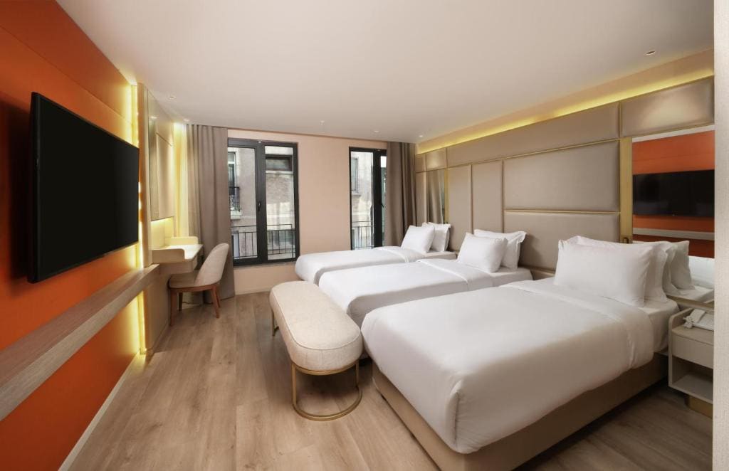 Deluxe Double or Twin Room room - Image 1
