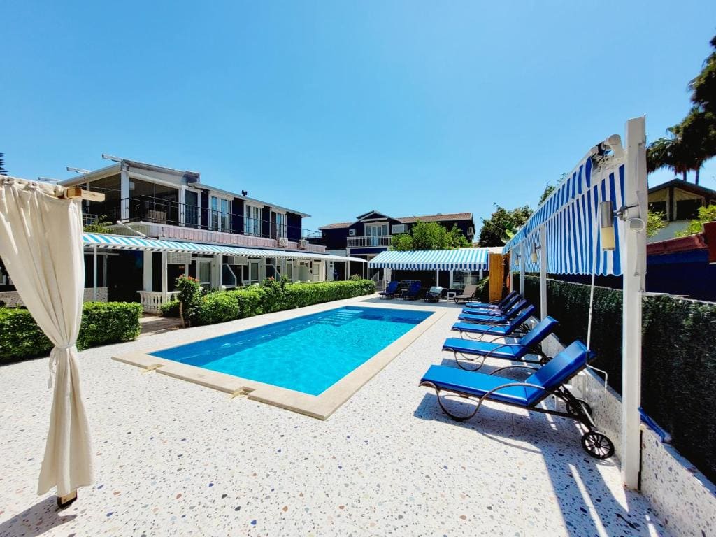 Quadruple Room with Garden View room - Image 3
