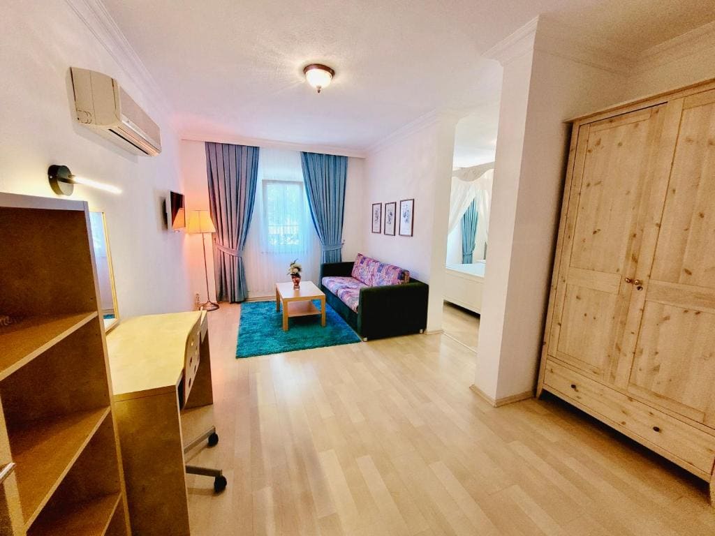 Suite with Balcony room - Image 2