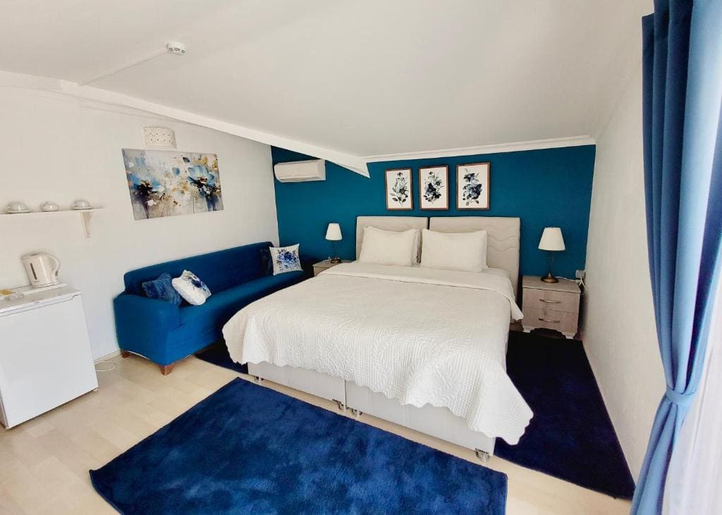 Double Room with Terrace room - Image 2