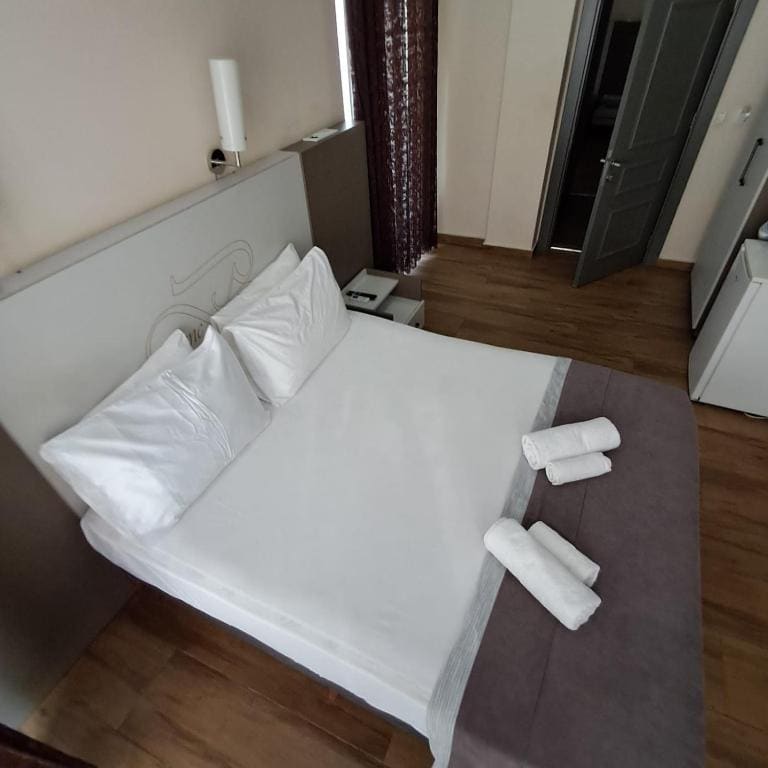 Double Room room - Image 3