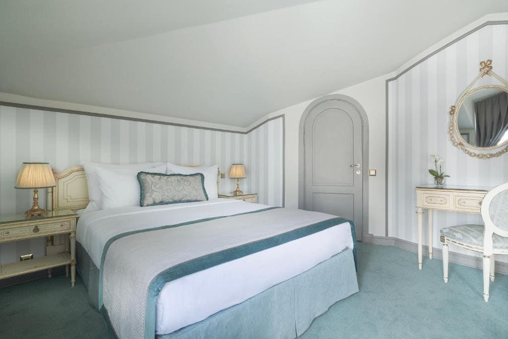Standard Double Room room - Image 2