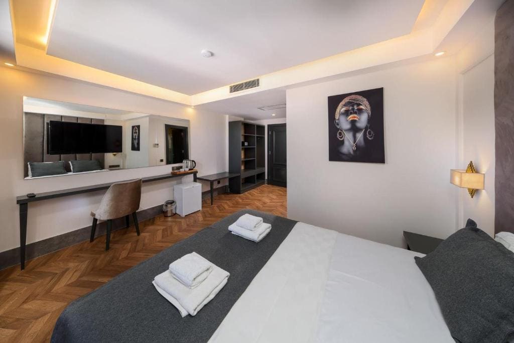 Economy Double Room room - Image 2
