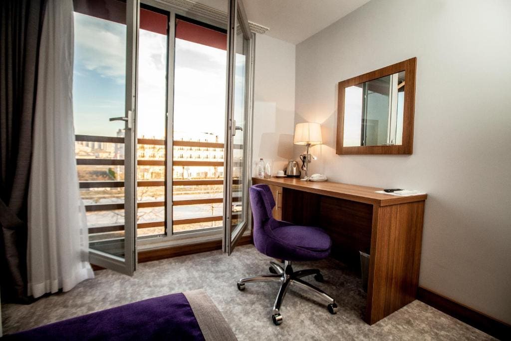 Classic Triple Room room - Image 2