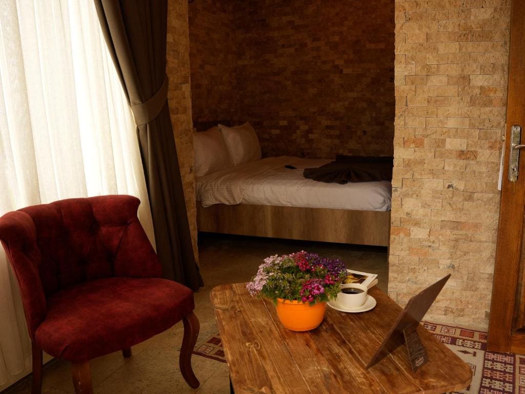 Deluxe Room room - Image 3