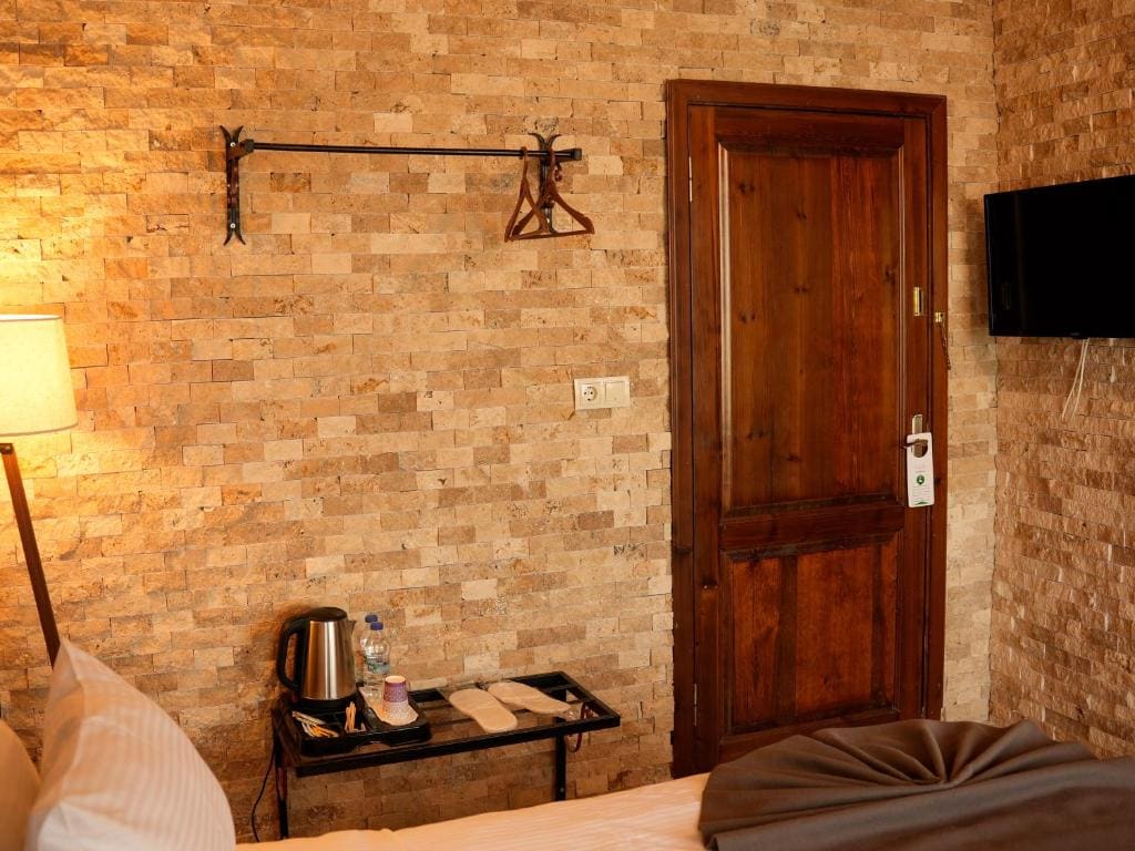 Deluxe Suite room - Image 2
