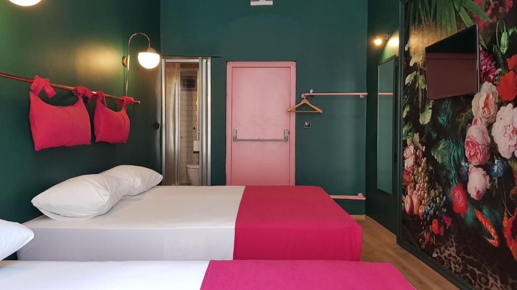 Comfort Triple Room room - Image 3
